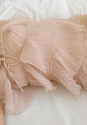 [รูปเมีย] ชุดผ่านมั้ย [2 รูป]