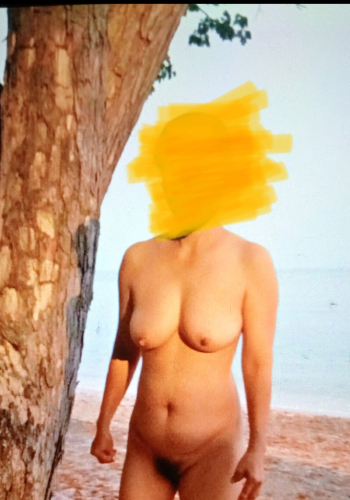 [รูปเมีย] ลงมาเดินเล่นริมหาด มีใครอยากมาเดินเป็นเพื่อนมั๊ย