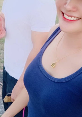 [รูปเมีย] ผมโง่เมียเลยถูกคนสวนหลอกเย็ดจนเมียผมติดใจ